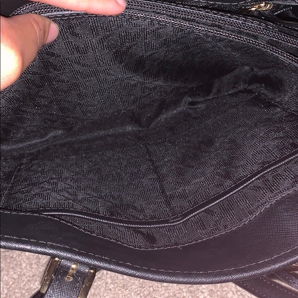 Purse - Picture 3 of 4